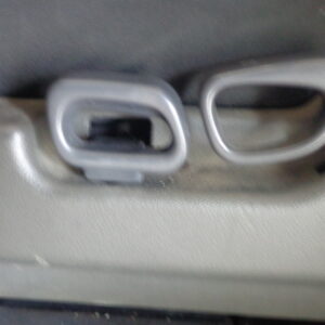 Manija Para Aciento Mitsubishi Montero